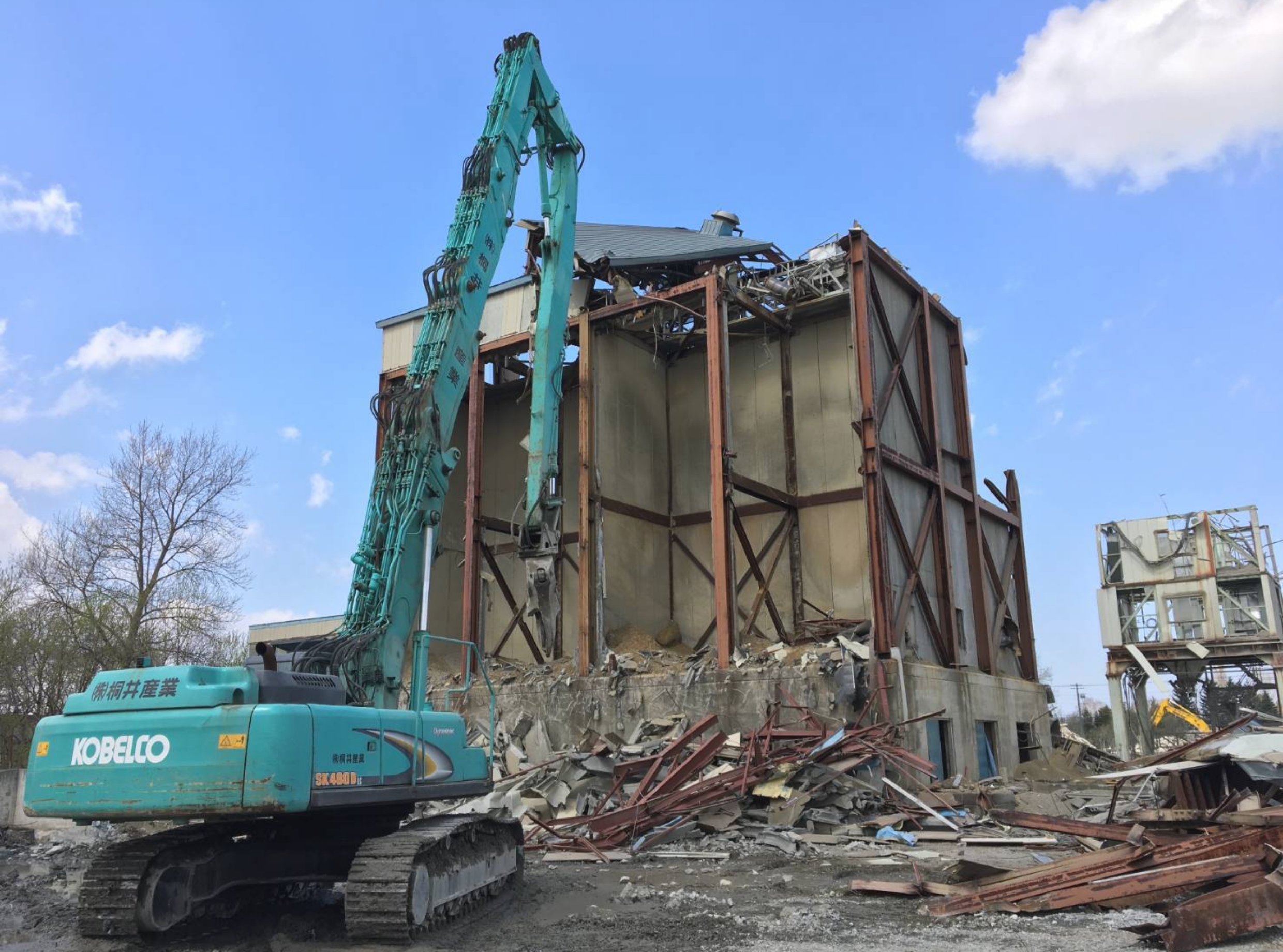 地域と建物を多く見つめてきたからこそできる信頼の解体工事